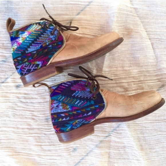 Absolutely Incredible Vintage Embroidered Ankle Boots from Guatemala - Picture 6 of 8